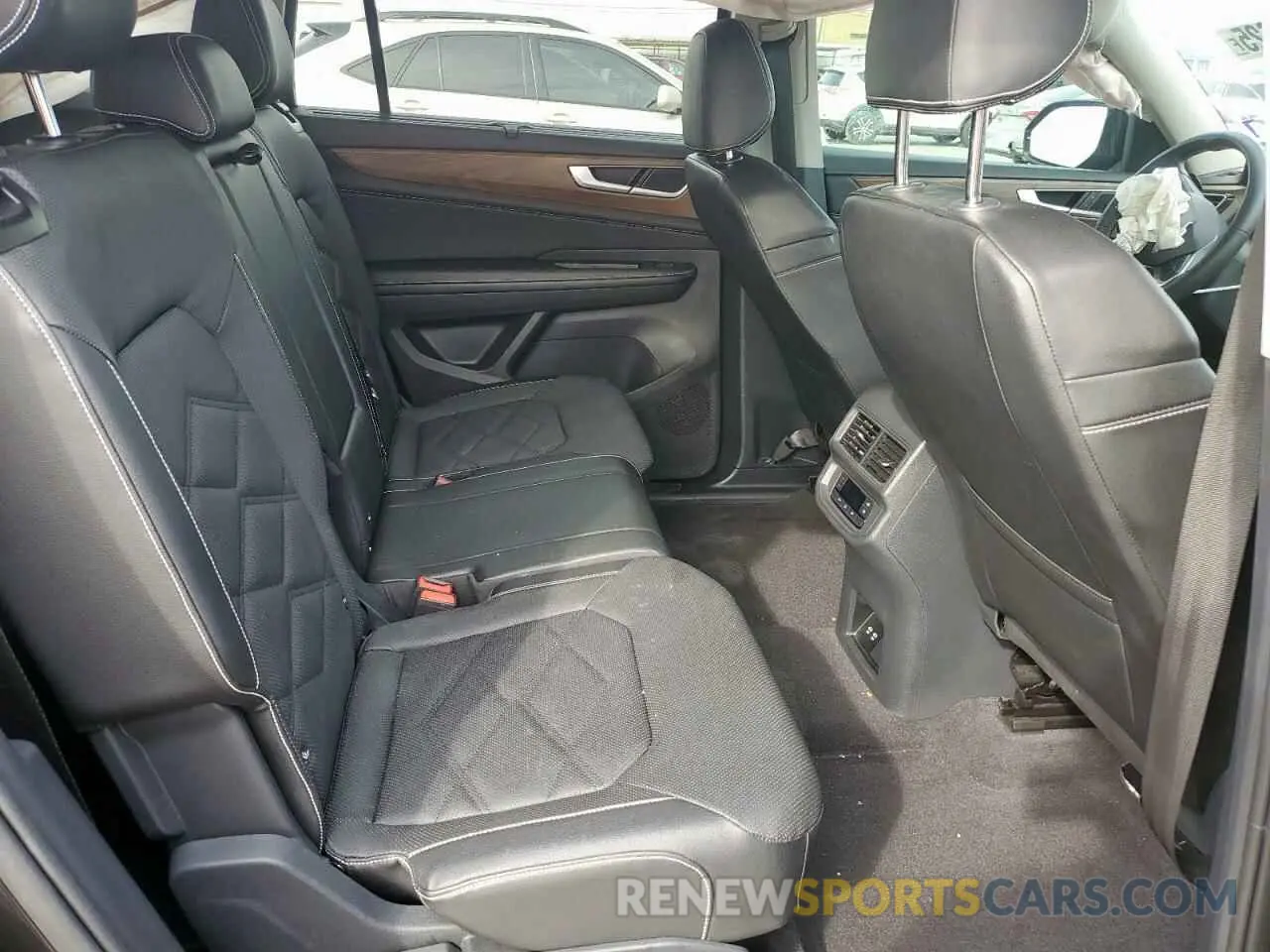 11 fotografías del automóvil dañado 1V2WR2CA2RC520906 VOLKSWAGEN ATLAS 2024