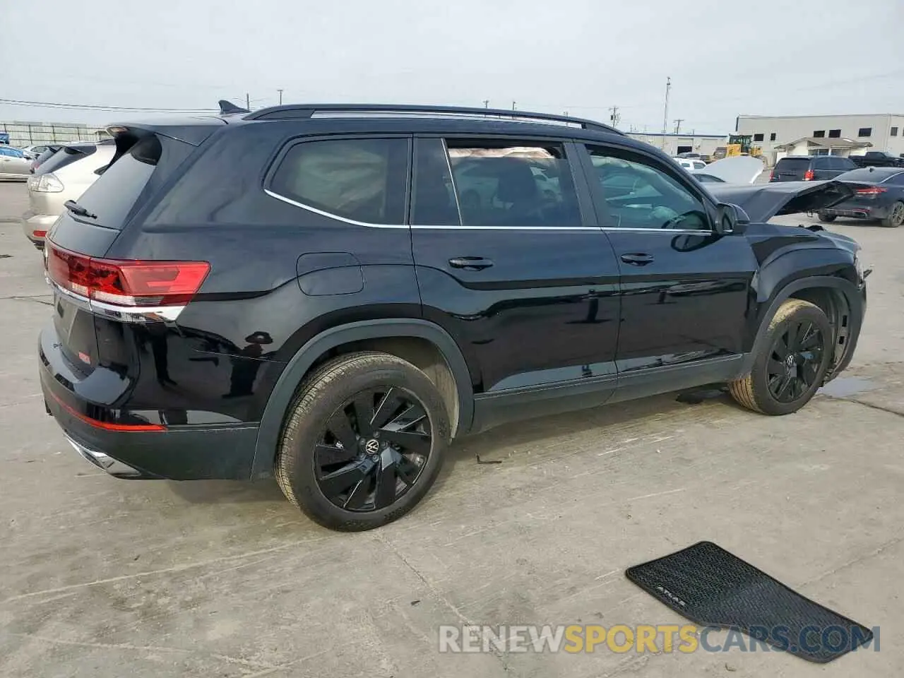 3 fotografías del automóvil dañado 1V2WR2CA2RC520906 VOLKSWAGEN ATLAS 2024