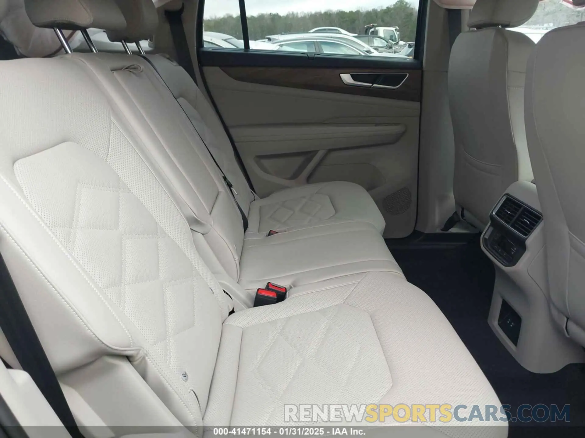 8 fotografías del automóvil dañado 1V2WR2CA2RC594326 VOLKSWAGEN ATLAS 2024