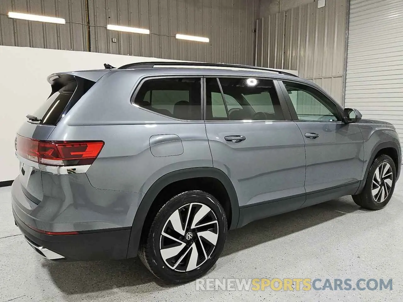 3 fotografías del automóvil dañado 1V2WR2CA3RC534264 VOLKSWAGEN ATLAS 2024