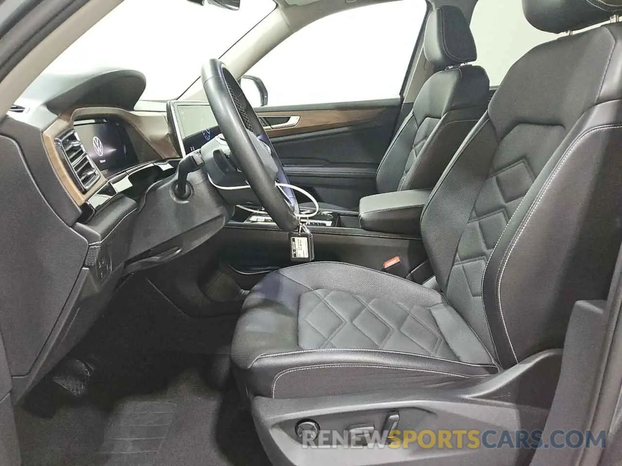 7 fotografías del automóvil dañado 1V2WR2CA3RC537200 VOLKSWAGEN ATLAS 2024