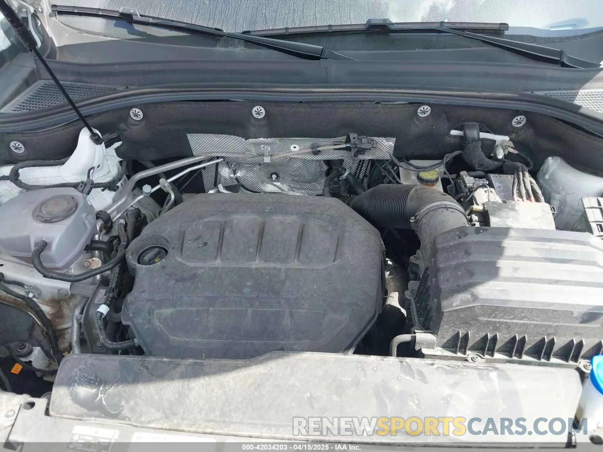 10 fotografías del automóvil dañado 1V2WR2CA5RC530054 VOLKSWAGEN ATLAS 2024