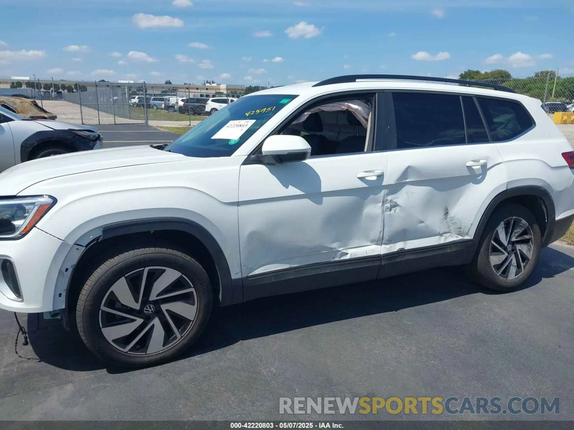 6 fotografías del automóvil dañado 1V2WR2CA8RC546121 VOLKSWAGEN ATLAS 2024