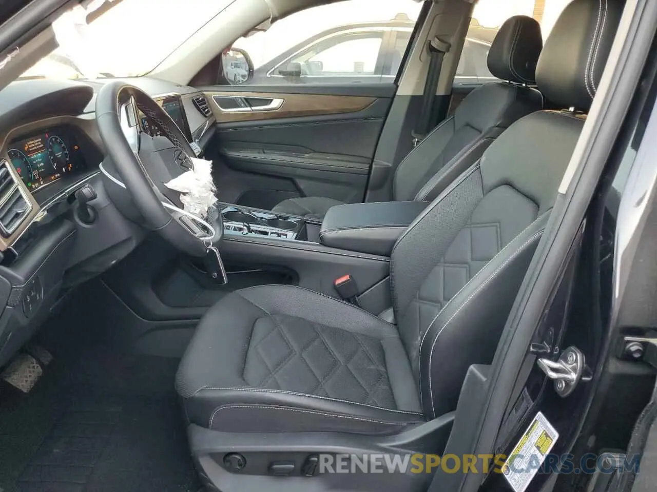 7 fotografías del automóvil dañado 1V2WR2CA9RC514763 VOLKSWAGEN ATLAS 2024