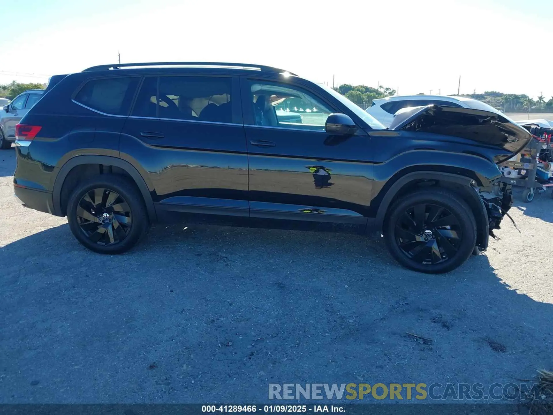 1 fotografías del automóvil dañado 1V2WR2CAXRC522063 VOLKSWAGEN ATLAS 2024