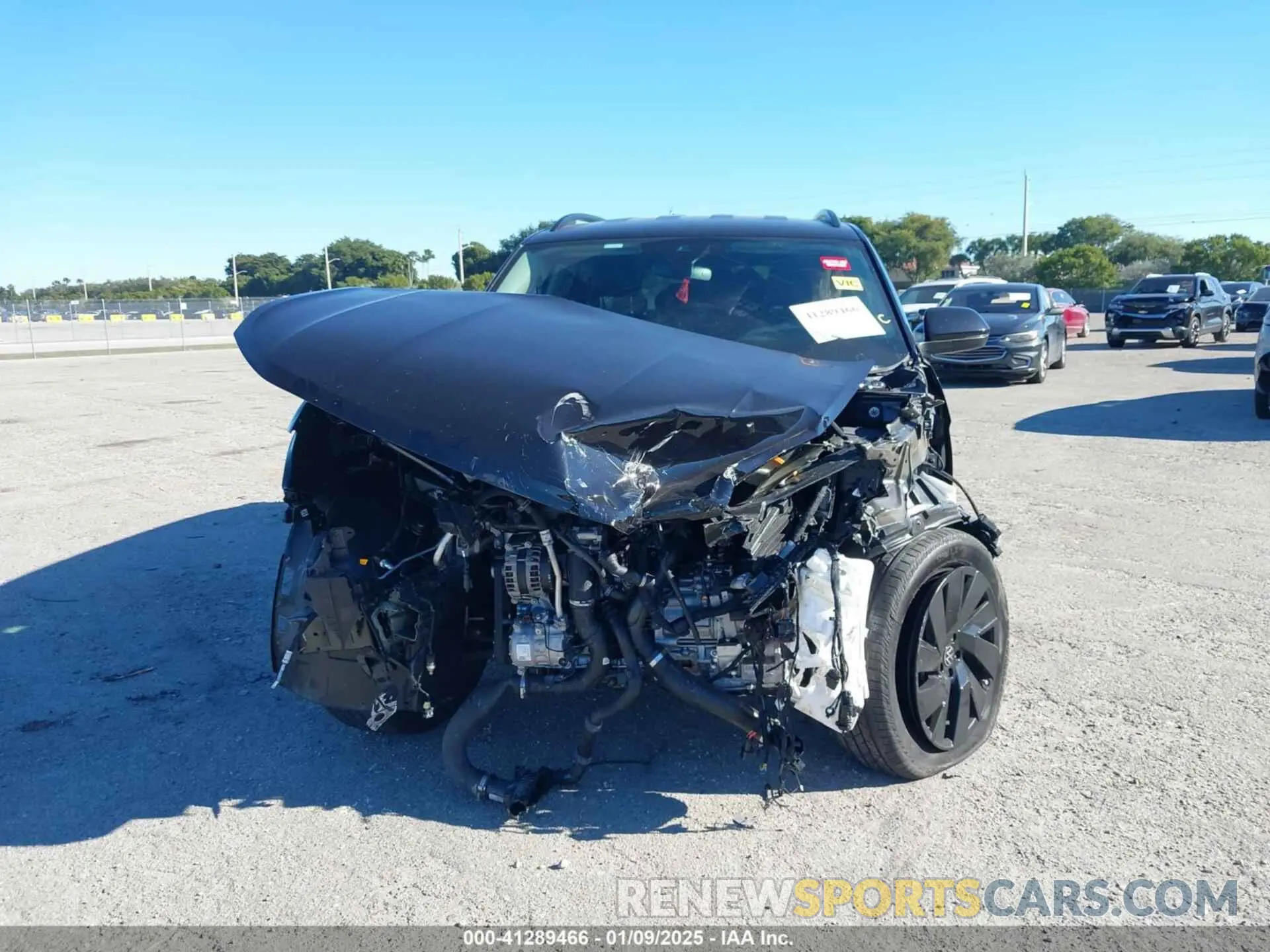 13 fotografías del automóvil dañado 1V2WR2CAXRC522063 VOLKSWAGEN ATLAS 2024