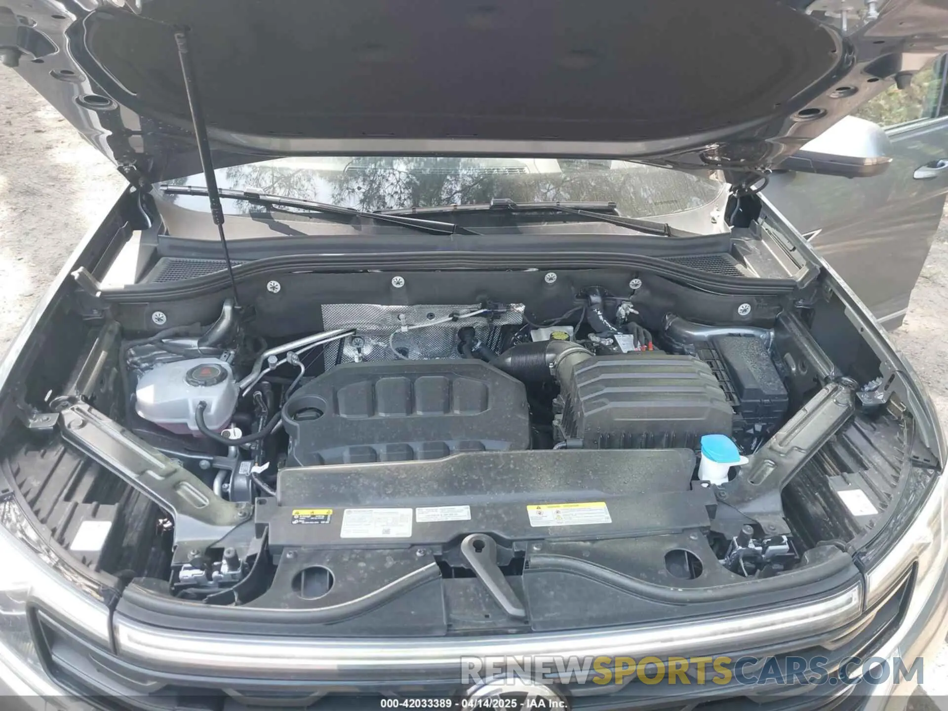 10 fotografías del automóvil dañado 1V2FR2CA0SC522921 VOLKSWAGEN ATLAS 2025