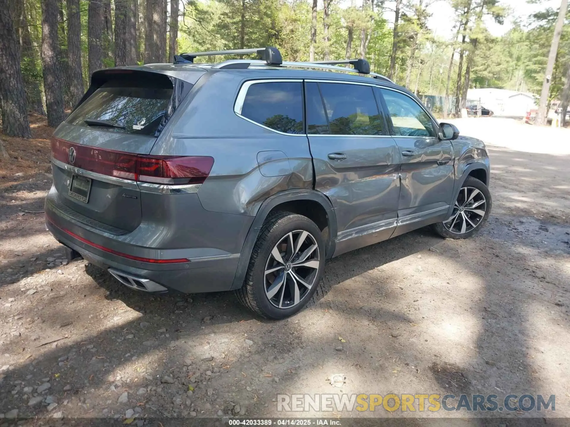 4 fotografías del automóvil dañado 1V2FR2CA0SC522921 VOLKSWAGEN ATLAS 2025