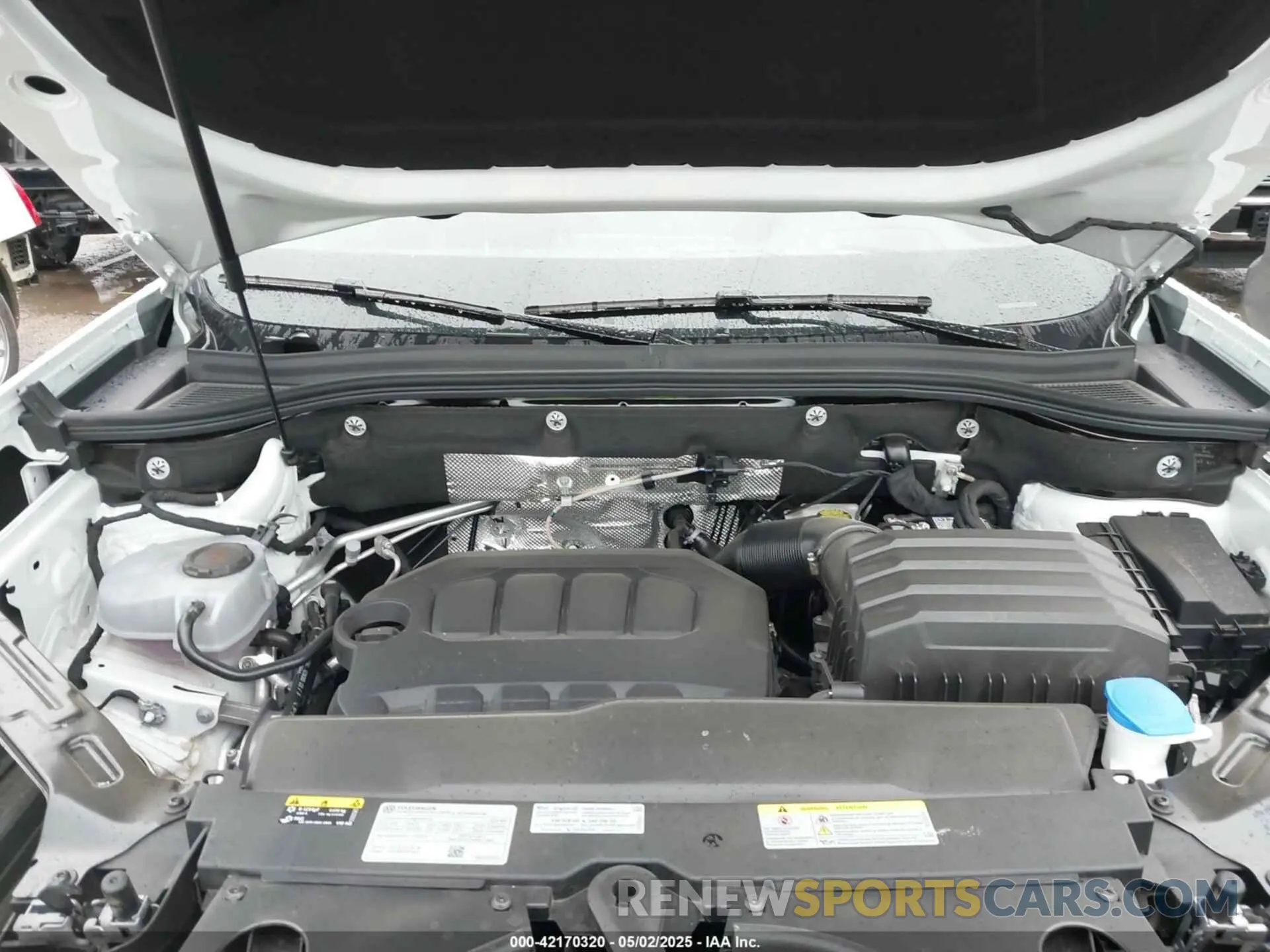 10 fotografías del automóvil dañado 1V2FR2CA8SC539126 VOLKSWAGEN ATLAS 2025