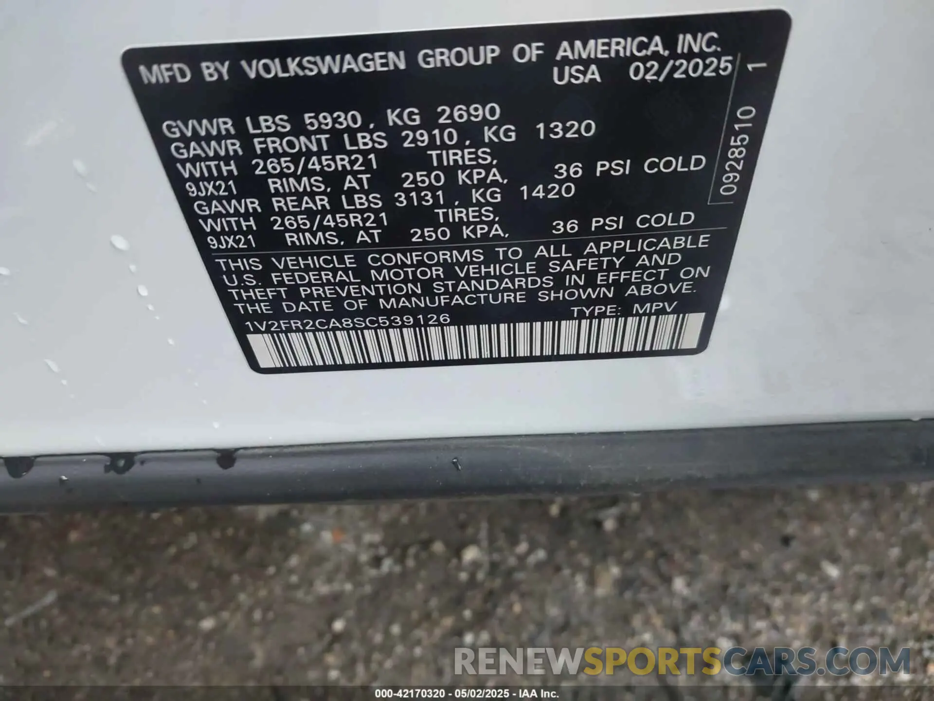 9 fotografías del automóvil dañado 1V2FR2CA8SC539126 VOLKSWAGEN ATLAS 2025