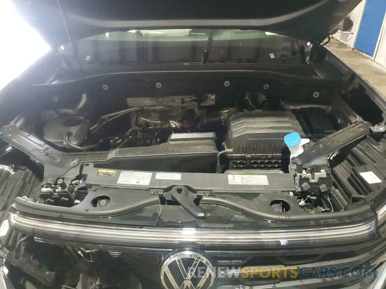 12 fotografías del automóvil dañado 1V2HE2CA2SC204447 VOLKSWAGEN ATLAS 2025