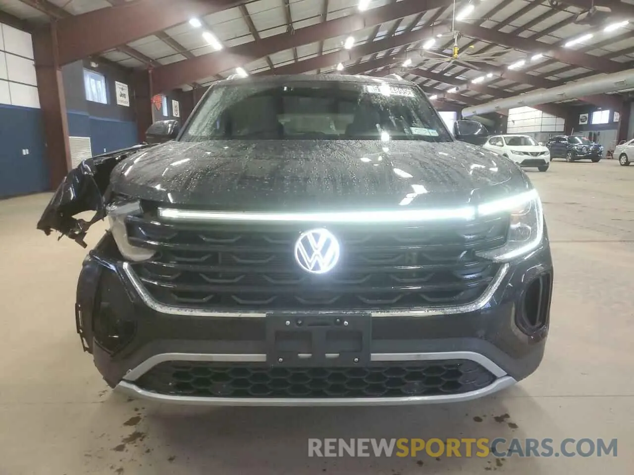 5 fotografías del automóvil dañado 1V2HE2CA8SC201357 VOLKSWAGEN ATLAS 2025