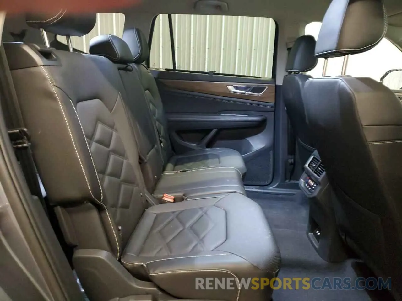 11 fotografías del automóvil dañado 1V2HR2CA0SC523057 VOLKSWAGEN ATLAS 2025