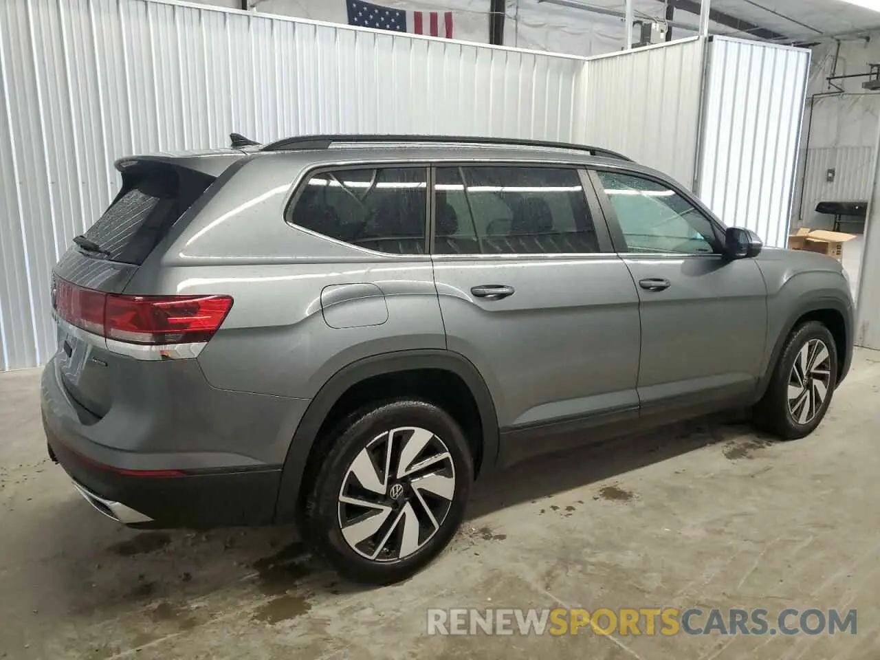 3 fotografías del automóvil dañado 1V2HR2CA0SC523057 VOLKSWAGEN ATLAS 2025