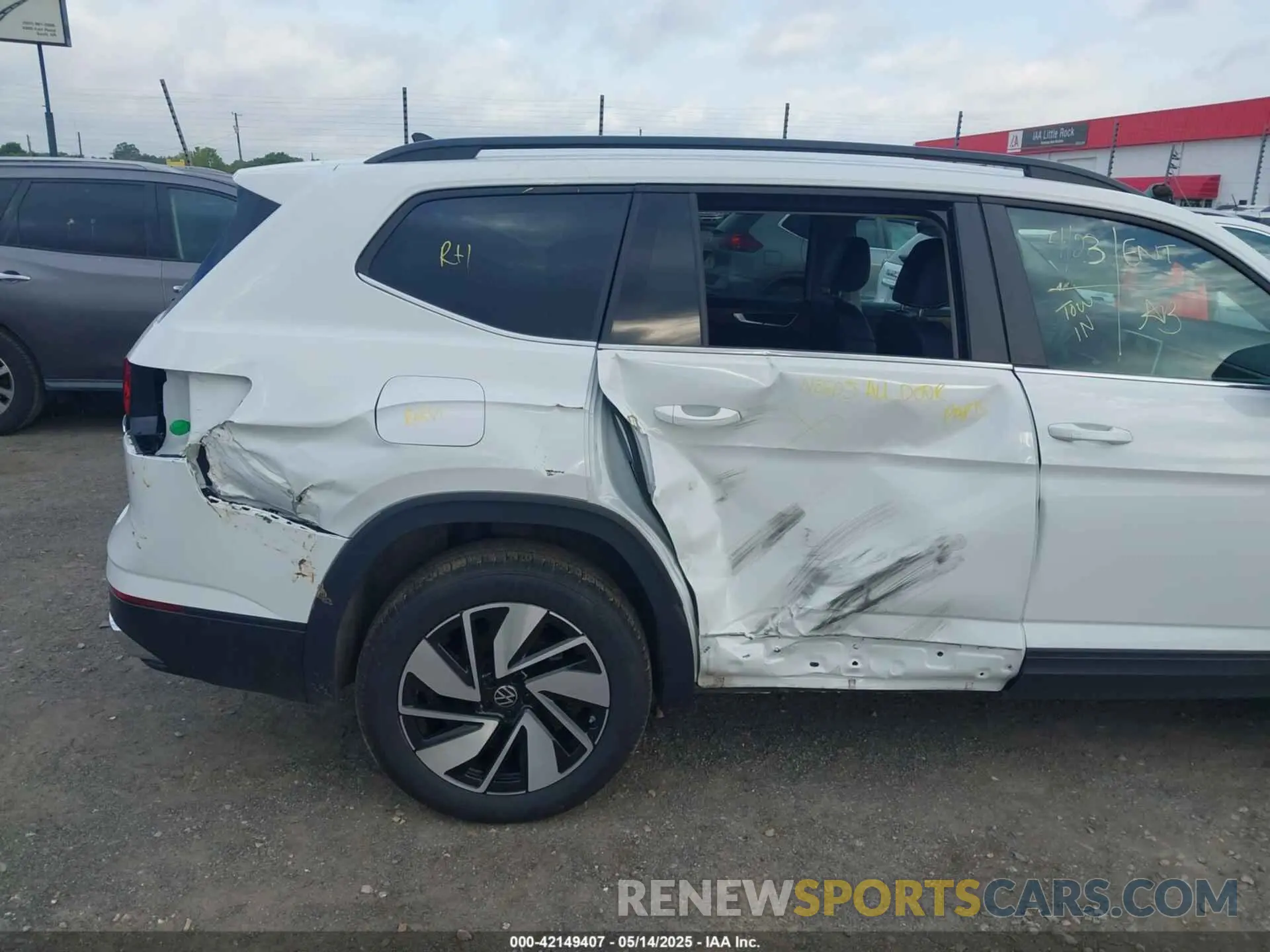 6 fotografías del automóvil dañado 1V2HR2CAXSC505813 VOLKSWAGEN ATLAS 2025
