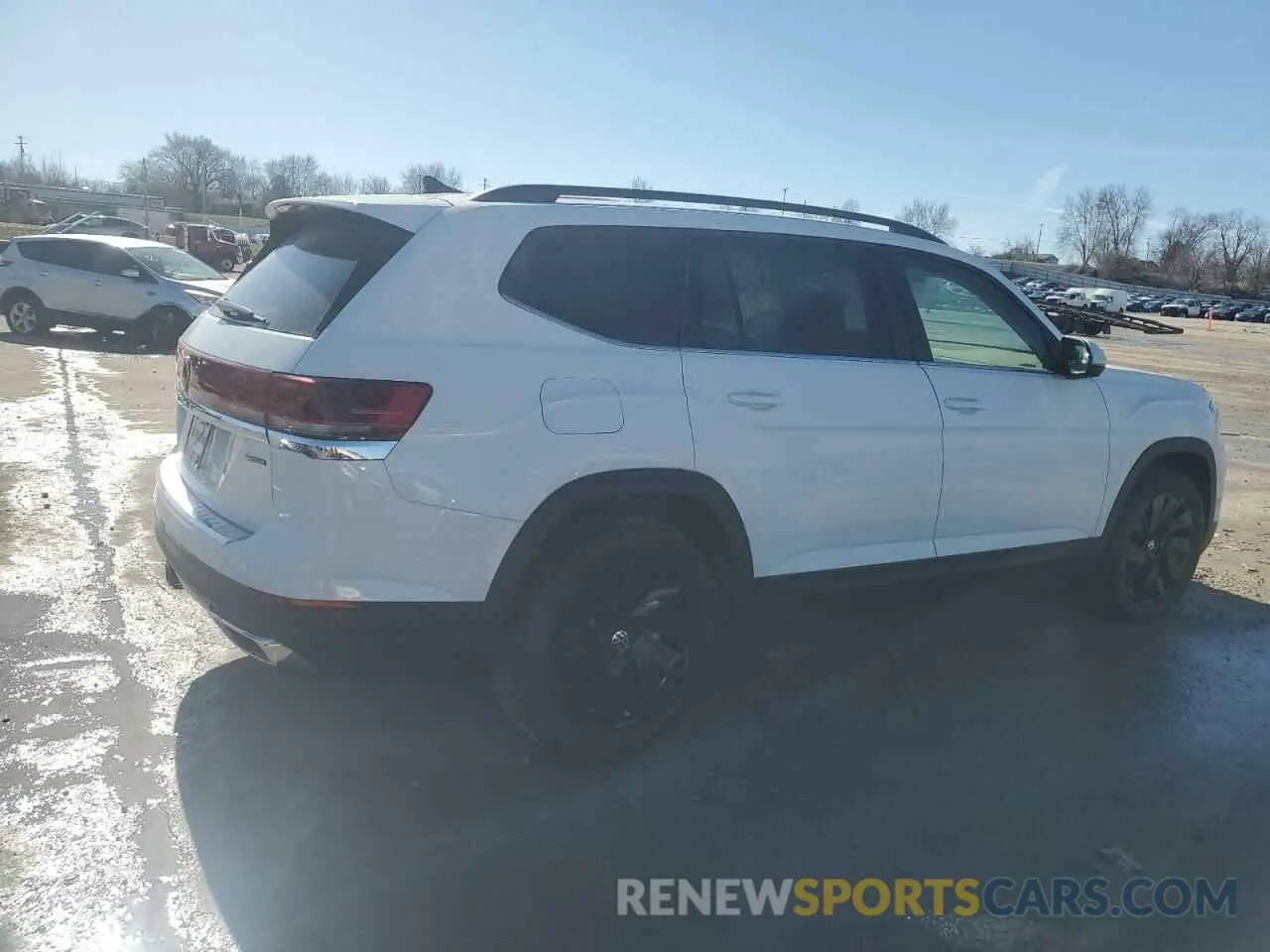 3 fotografías del automóvil dañado 1V2KR2CA4SC501701 VOLKSWAGEN ATLAS 2025