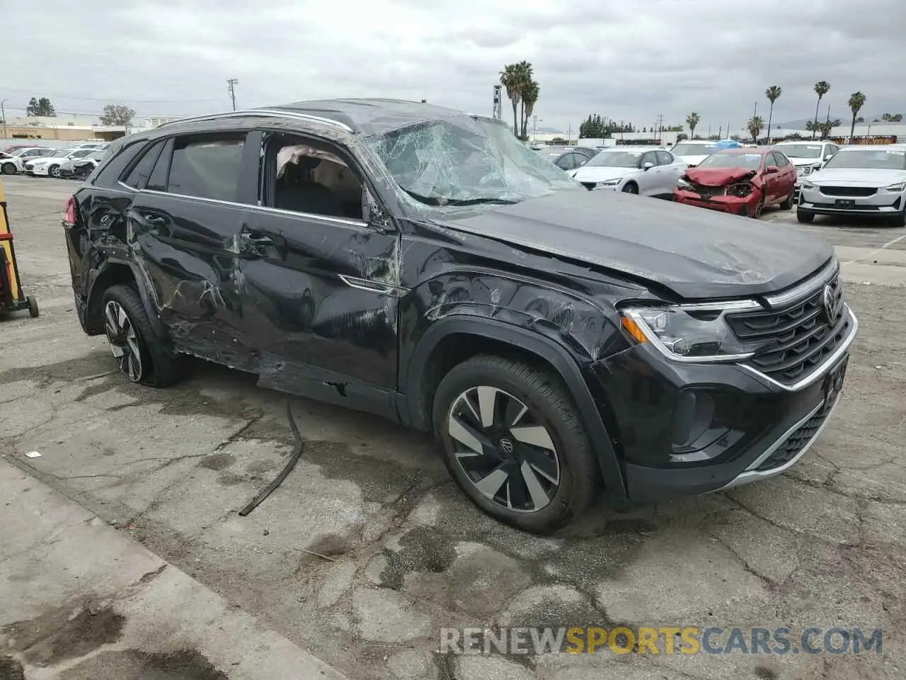 4 fotografías del automóvil dañado 1V2WE2CA0SC204826 VOLKSWAGEN ATLAS 2025