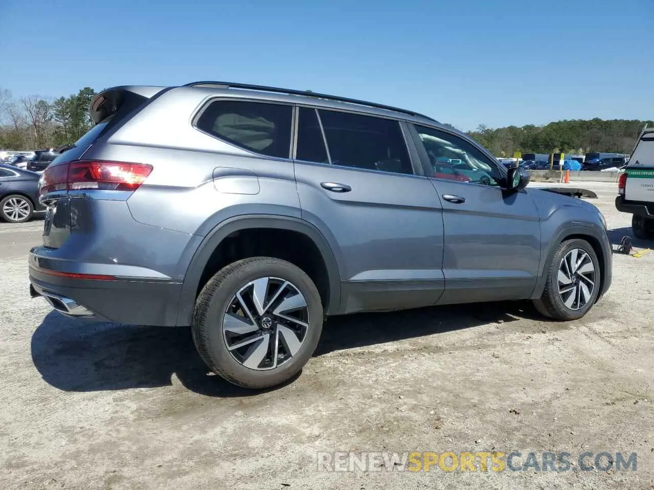 3 fotografías del automóvil dañado 1V2WR2CA9SC502196 VOLKSWAGEN ATLAS 2025