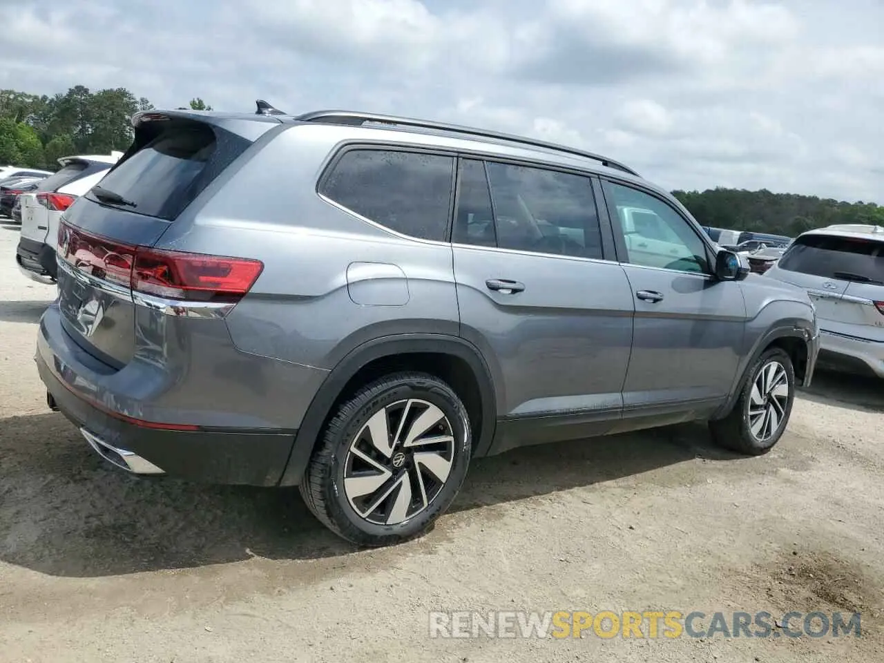 3 fotografías del automóvil dañado 1V2WR2CA9SC540088 VOLKSWAGEN ATLAS 2025