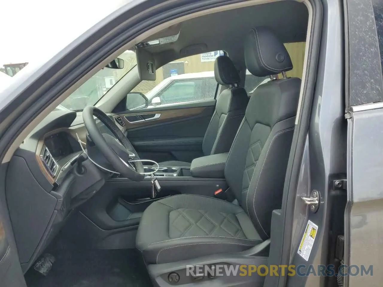 7 fotografías del automóvil dañado 1V2WR2CA9SC540088 VOLKSWAGEN ATLAS 2025