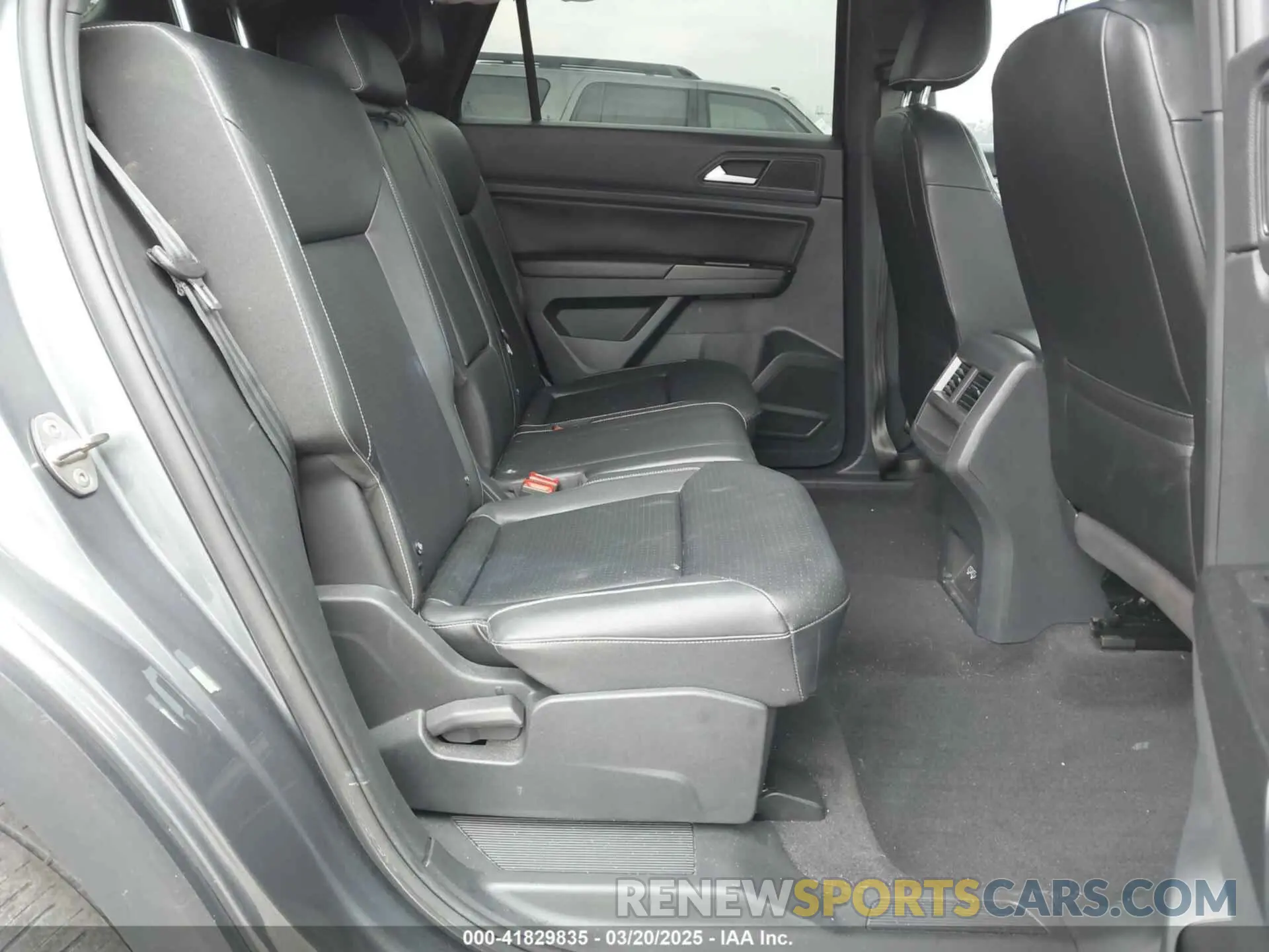 8 fotografías del automóvil dañado 1V25C2CA1LC201646 VOLKSWAGEN ATLAS CROSS SPORT 2020