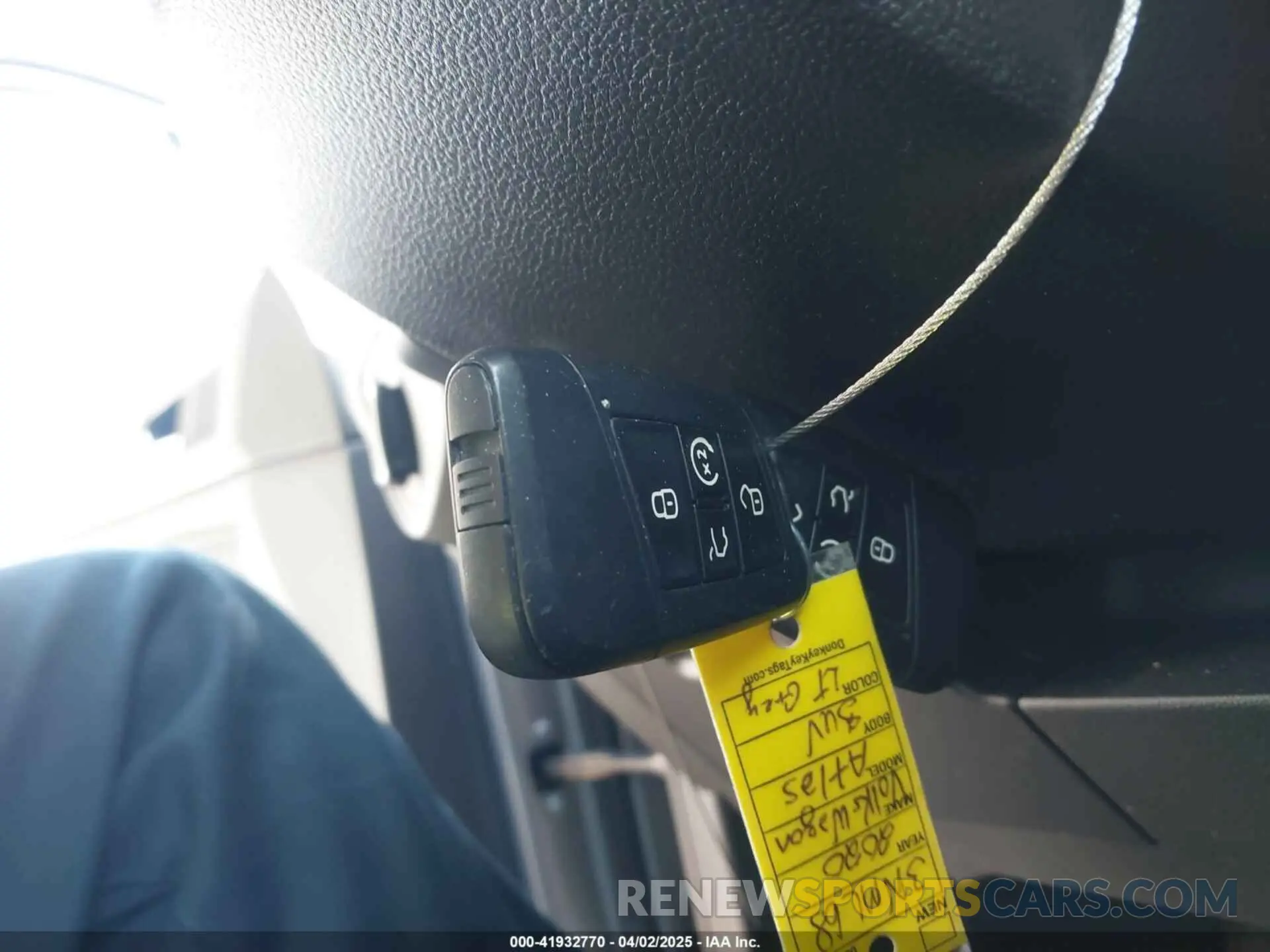 11 fotografías del automóvil dañado 1V26E2CAXLC229119 VOLKSWAGEN ATLAS CROSS SPORT 2020