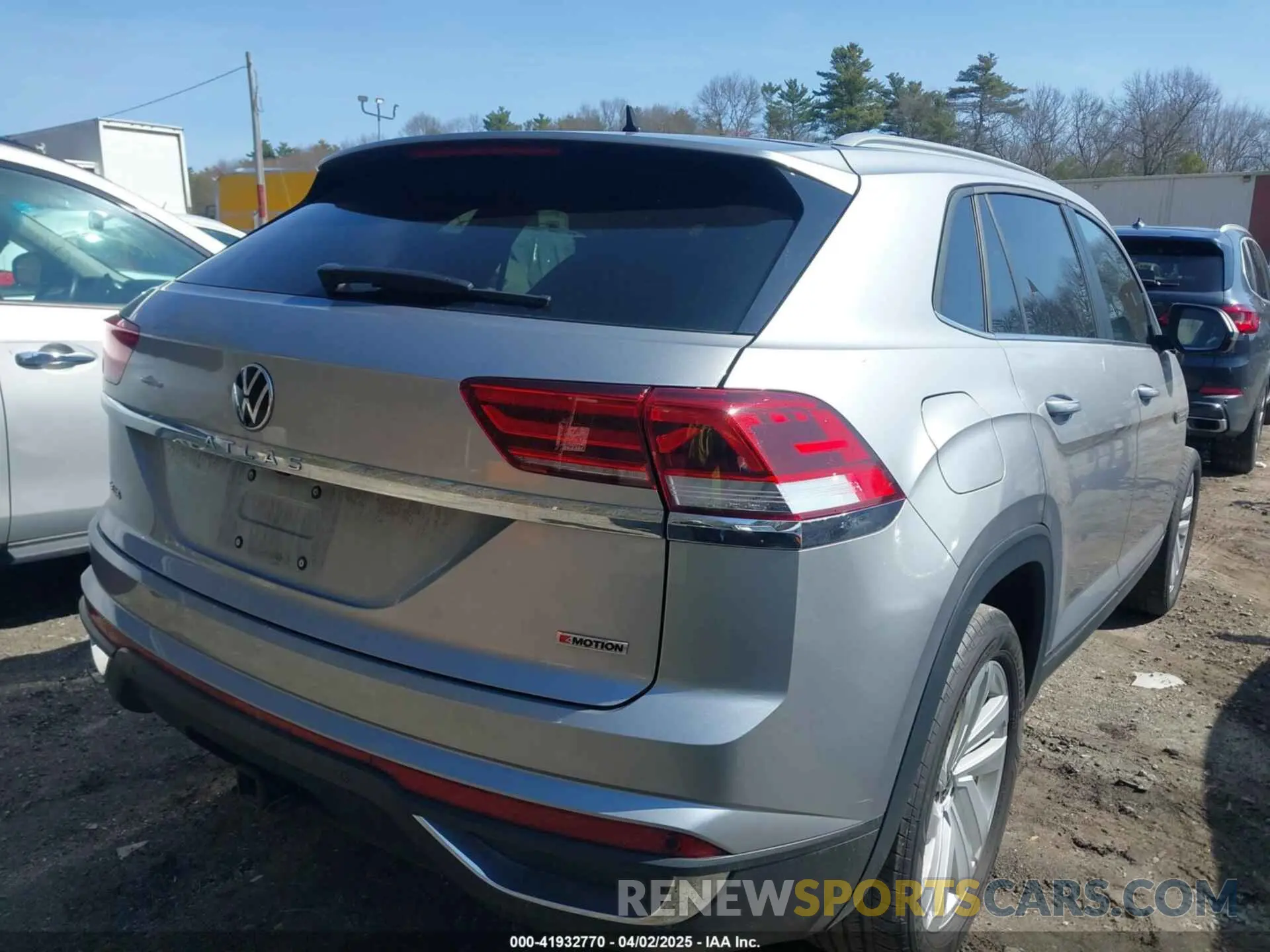 4 fotografías del automóvil dañado 1V26E2CAXLC229119 VOLKSWAGEN ATLAS CROSS SPORT 2020