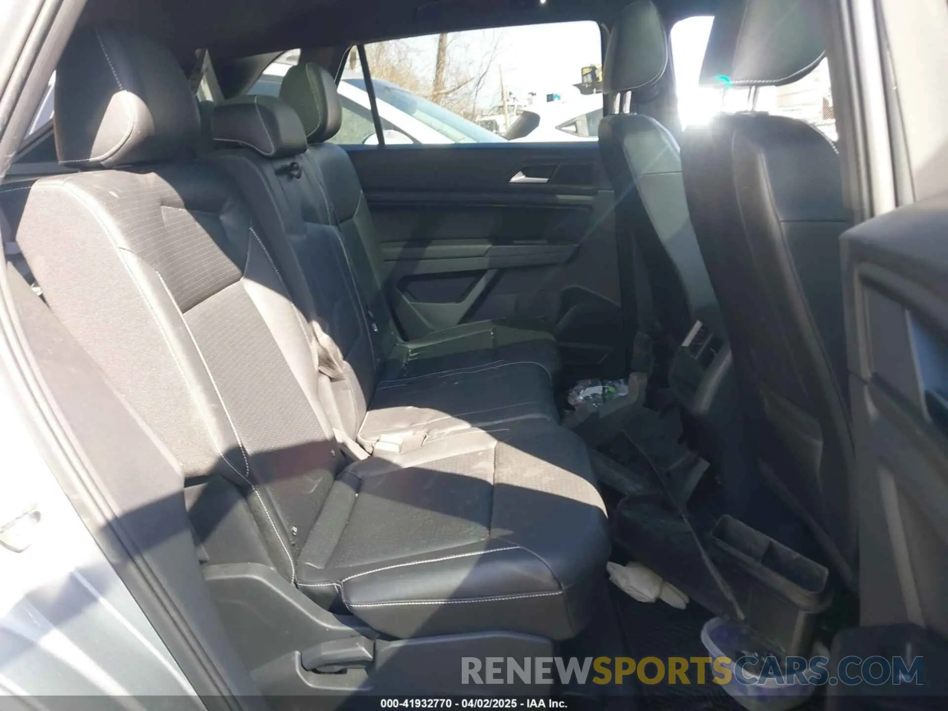 8 fotografías del automóvil dañado 1V26E2CAXLC229119 VOLKSWAGEN ATLAS CROSS SPORT 2020