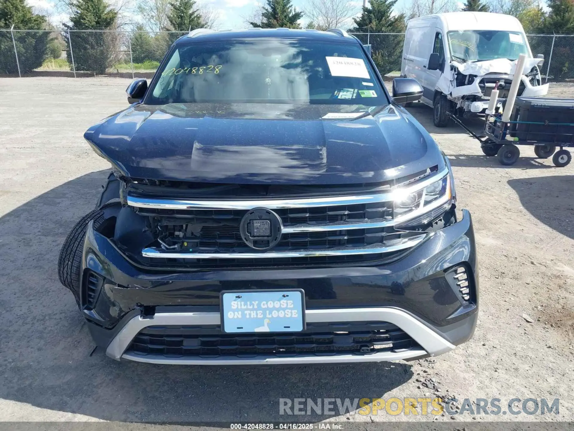 12 fotografías del automóvil dañado 1V2GC2CA7LC232294 VOLKSWAGEN ATLAS CROSS SPORT 2020
