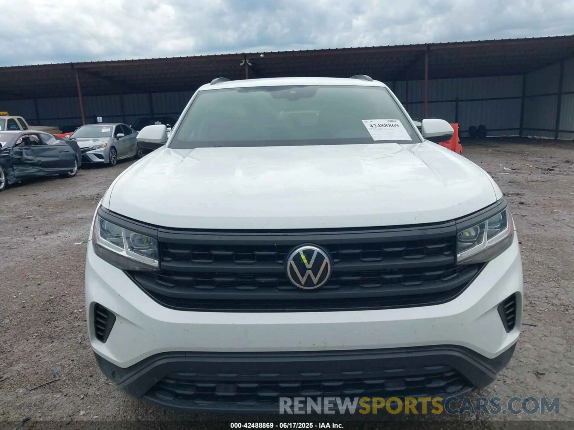 12 fotografías del automóvil dañado 1V2MC2CA6LC228546 VOLKSWAGEN ATLAS CROSS SPORT 2020