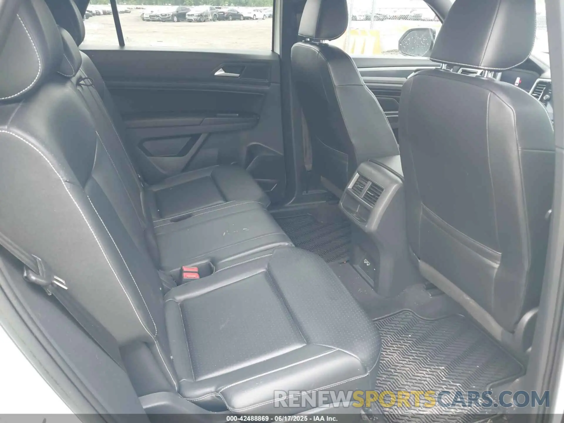 8 fotografías del automóvil dañado 1V2MC2CA6LC228546 VOLKSWAGEN ATLAS CROSS SPORT 2020