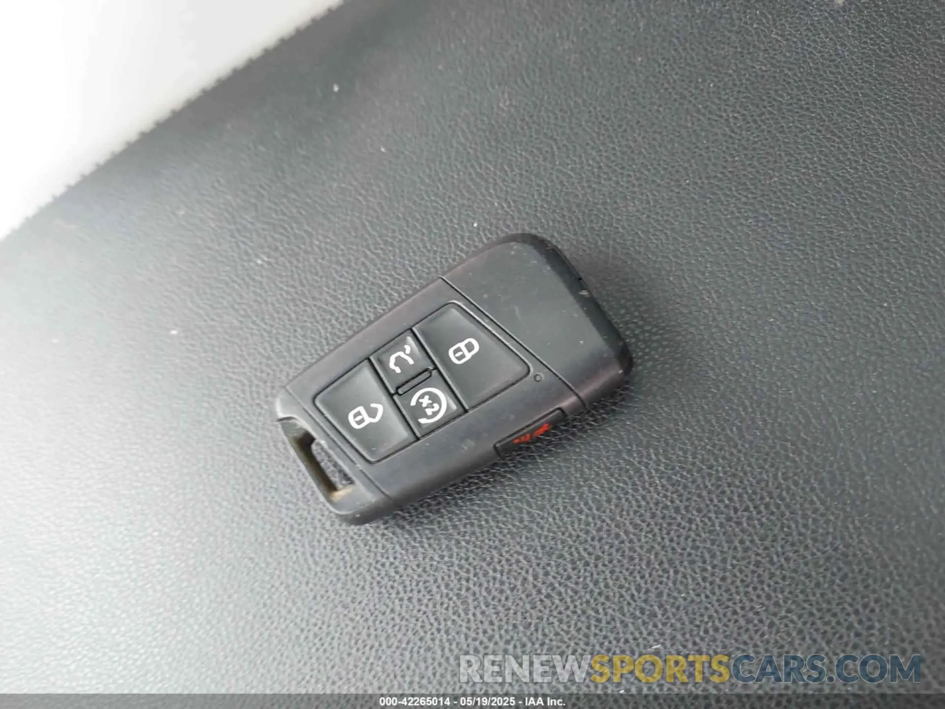 11 fotografías del automóvil dañado 1V2ME2CA3LC220933 VOLKSWAGEN ATLAS CROSS SPORT 2020