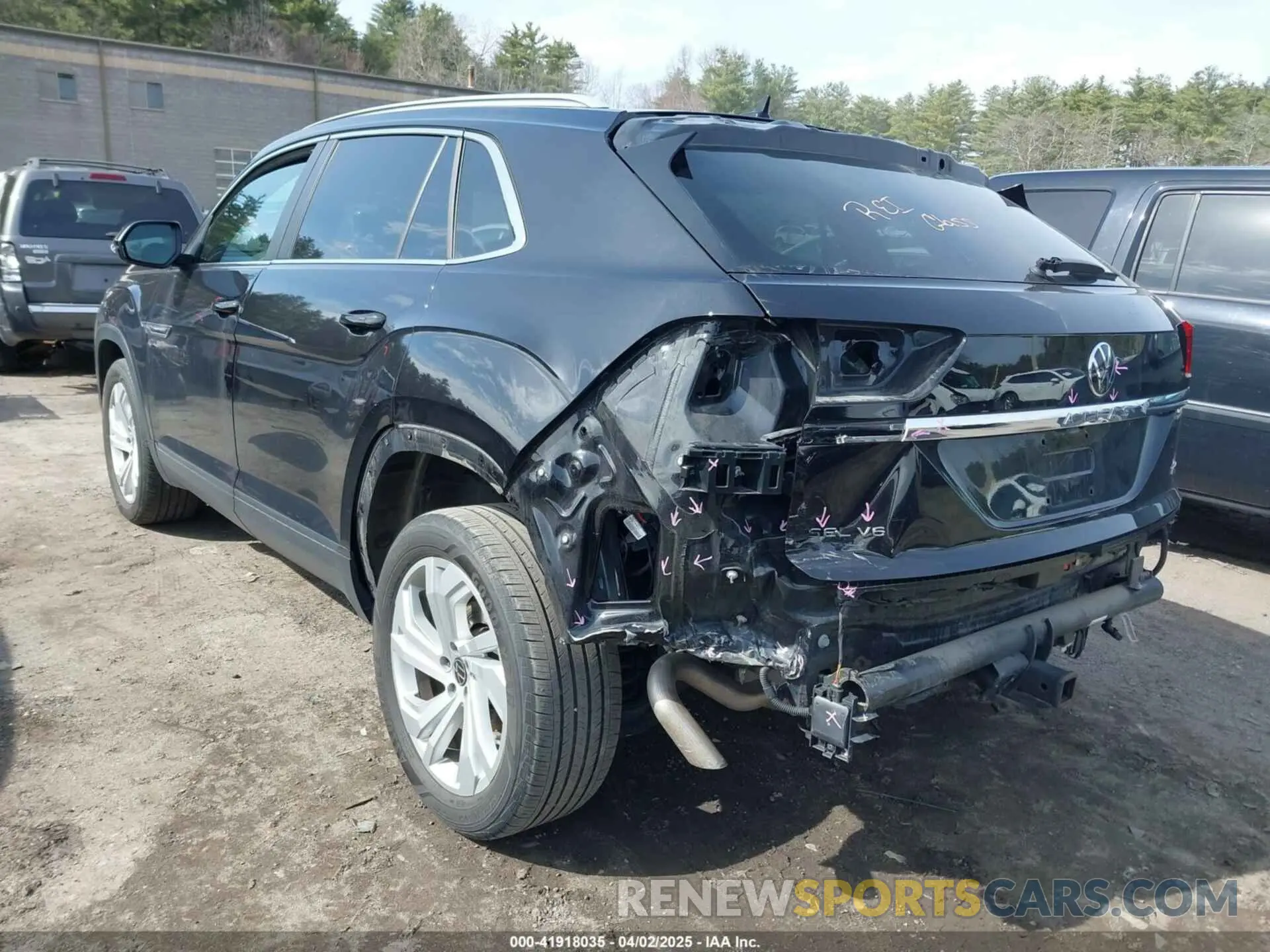 3 fotografías del automóvil dañado 1V2ME2CA4LC231682 VOLKSWAGEN ATLAS CROSS SPORT 2020