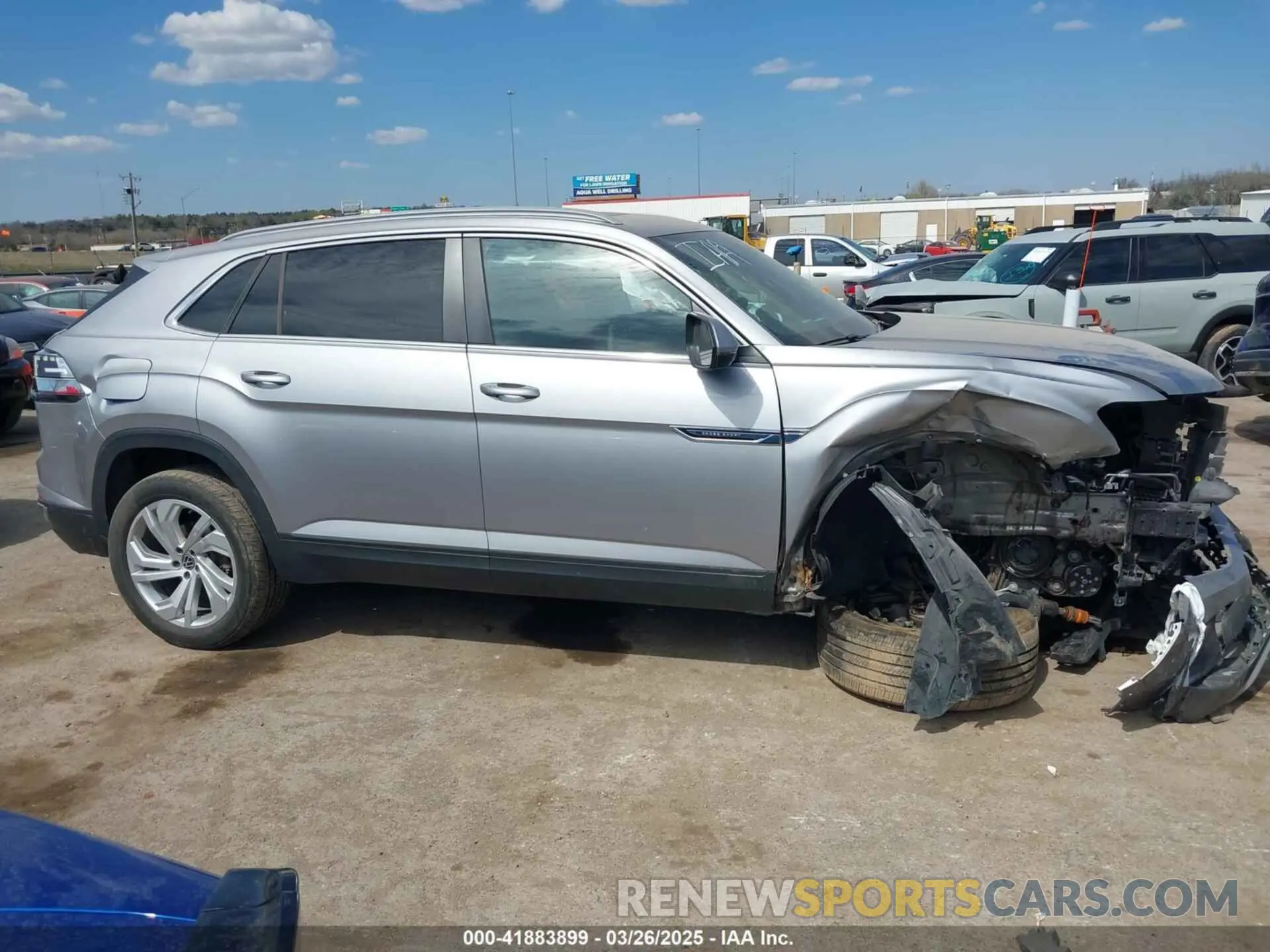 13 fotografías del automóvil dañado 1V2ME2CAXLC209573 VOLKSWAGEN ATLAS CROSS SPORT 2020
