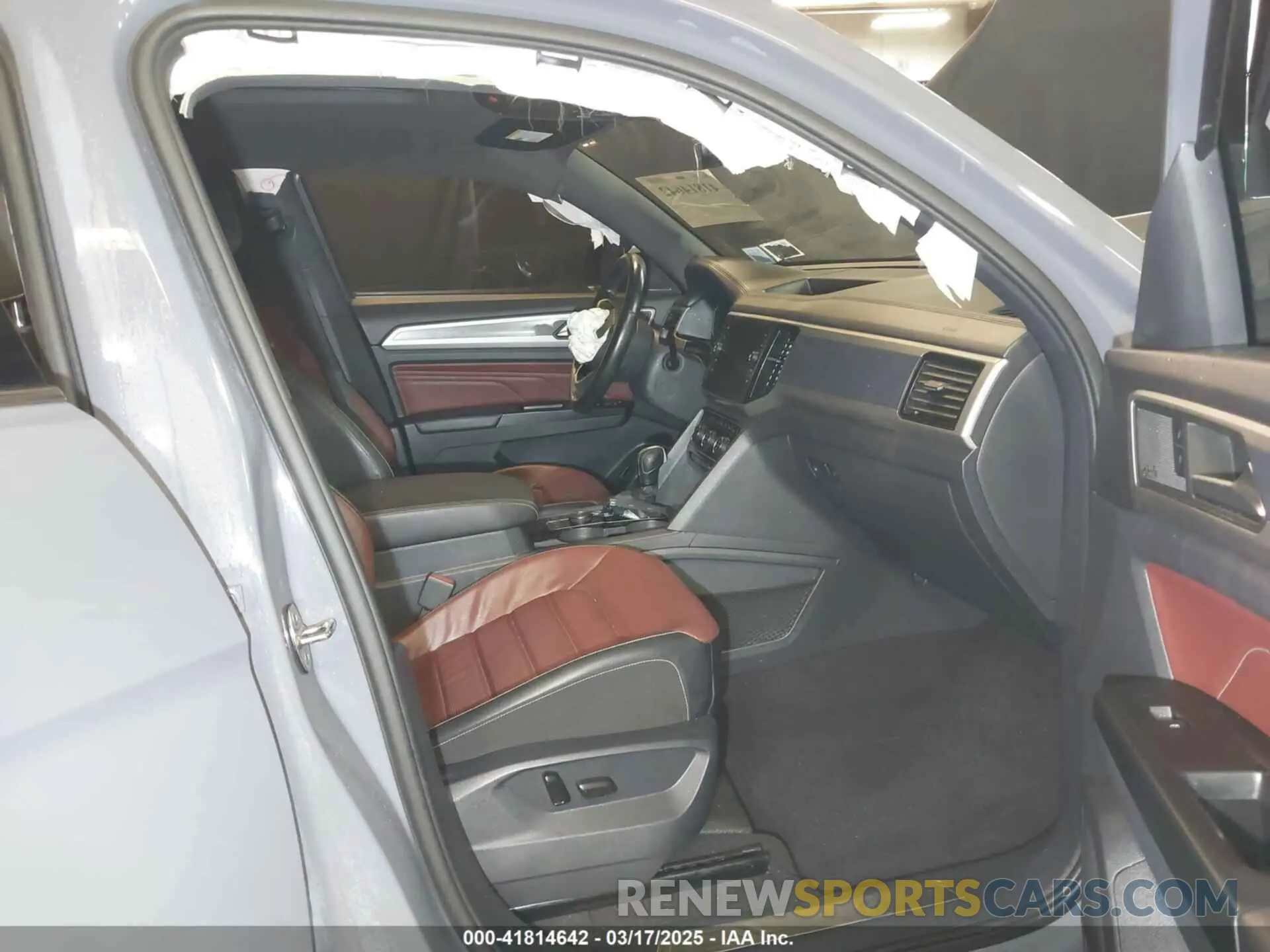 5 fotografías del automóvil dañado 1V2NE2CA7LC214671 VOLKSWAGEN ATLAS CROSS SPORT 2020