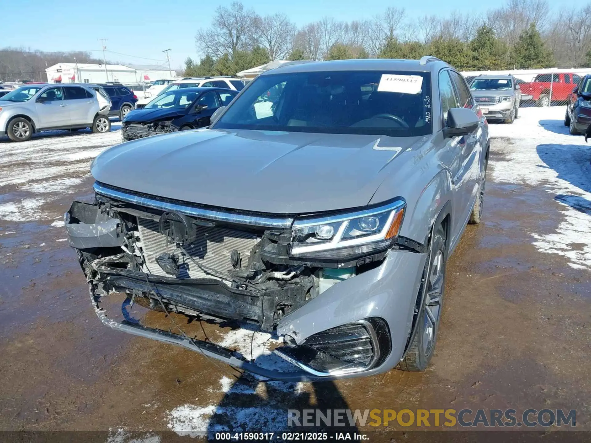 2 fotografías del automóvil dañado 1V2TE2CA9LC224044 VOLKSWAGEN ATLAS CROSS SPORT 2020