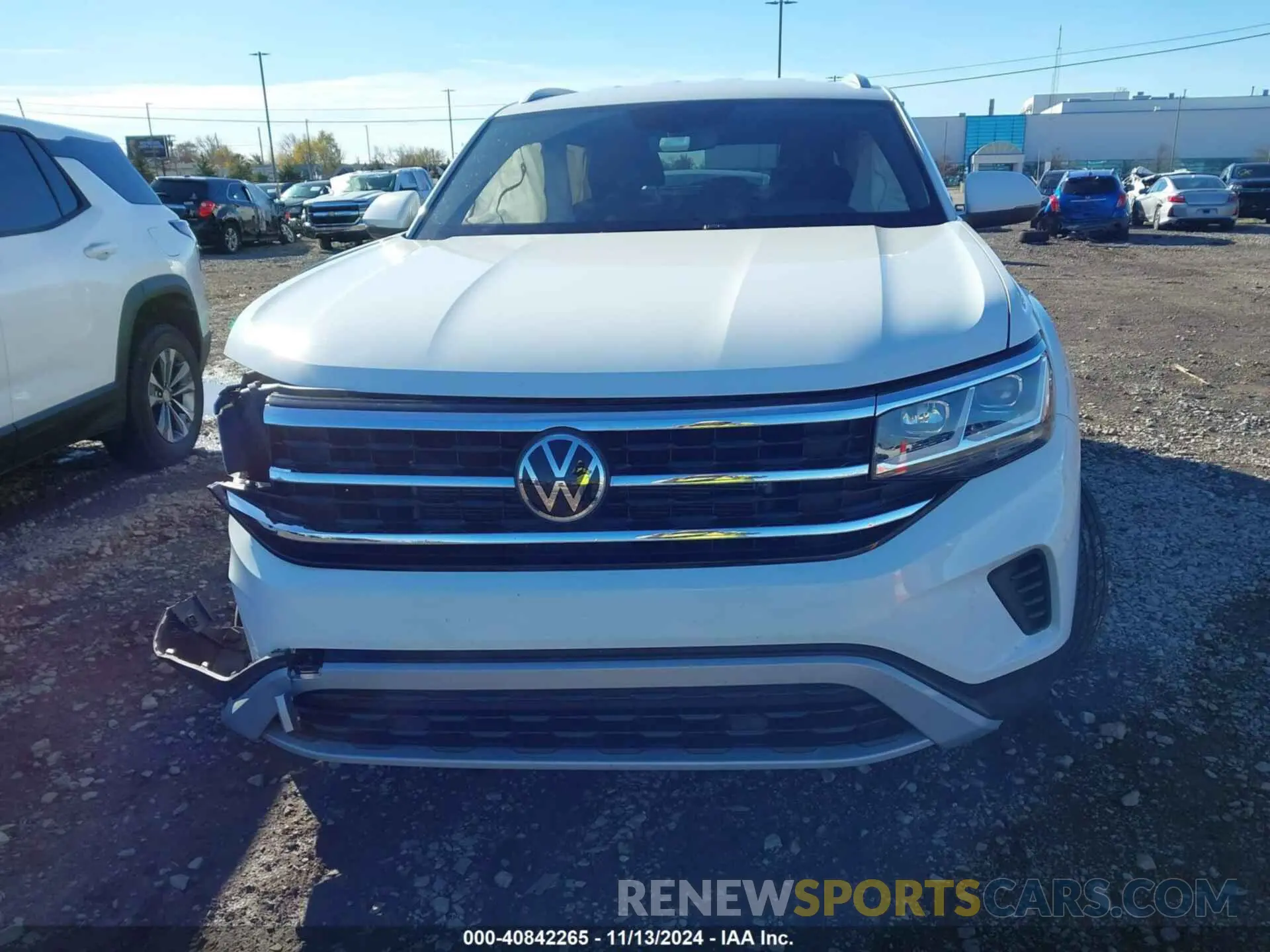 12 fotografías del automóvil dañado 1V2AC2CA2MC234168 VOLKSWAGEN ATLAS CROSS SPORT 2021