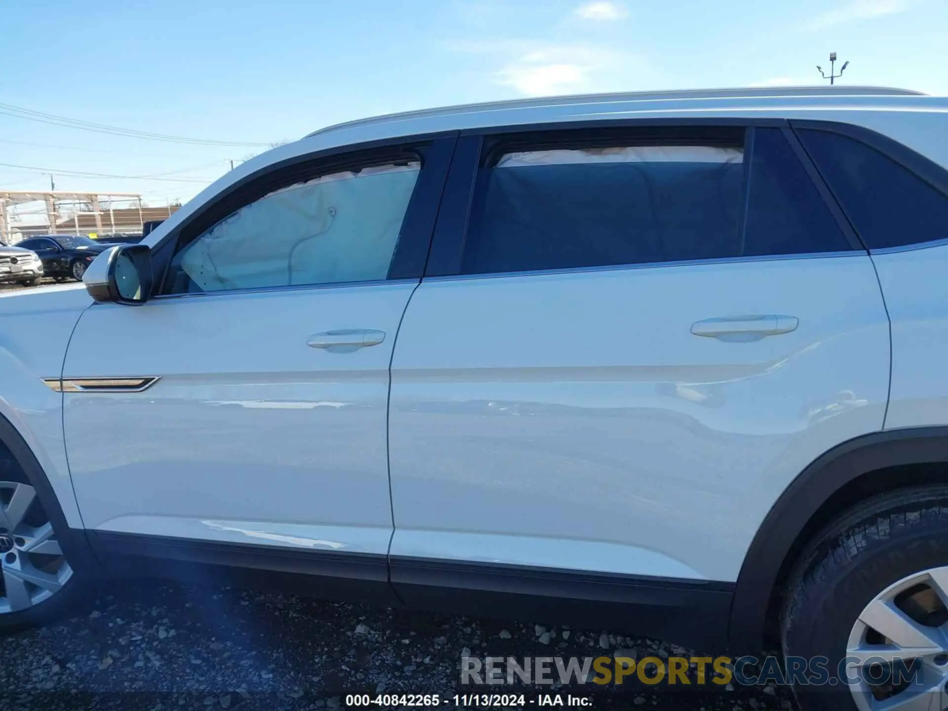 14 fotografías del automóvil dañado 1V2AC2CA2MC234168 VOLKSWAGEN ATLAS CROSS SPORT 2021