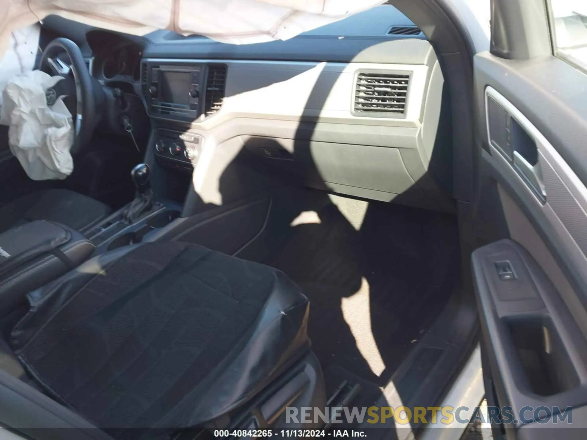 5 fotografías del automóvil dañado 1V2AC2CA2MC234168 VOLKSWAGEN ATLAS CROSS SPORT 2021