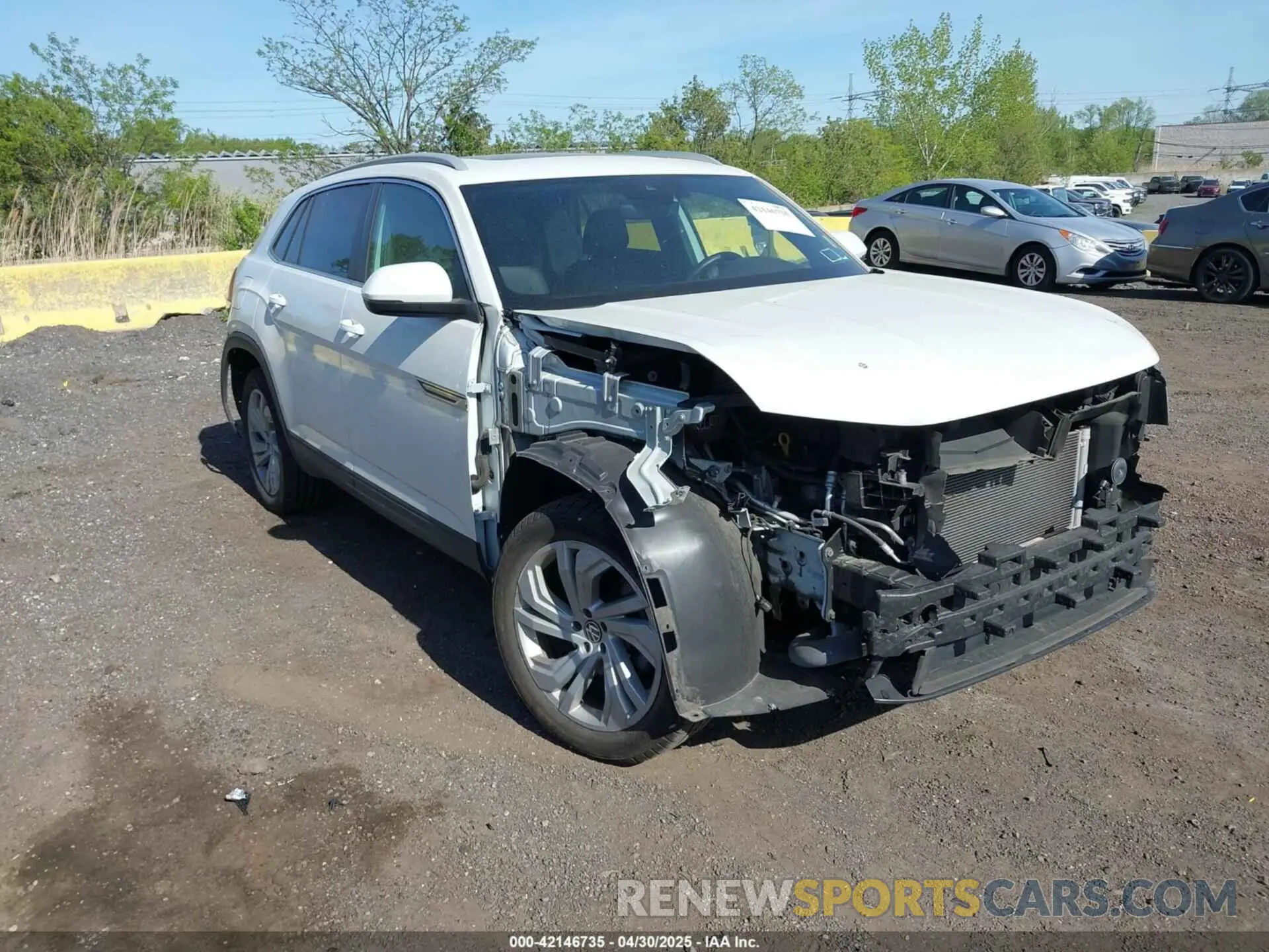 1 fotografías del automóvil dañado 1V2BC2CA4MC221989 VOLKSWAGEN ATLAS CROSS SPORT 2021