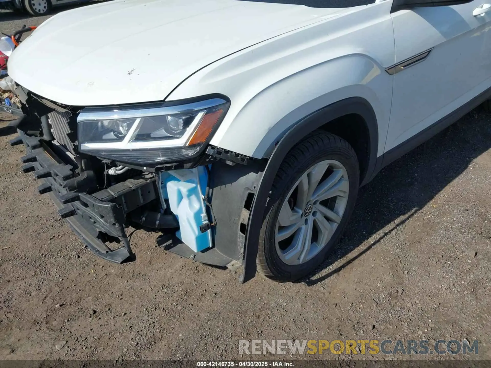 19 fotografías del automóvil dañado 1V2BC2CA4MC221989 VOLKSWAGEN ATLAS CROSS SPORT 2021