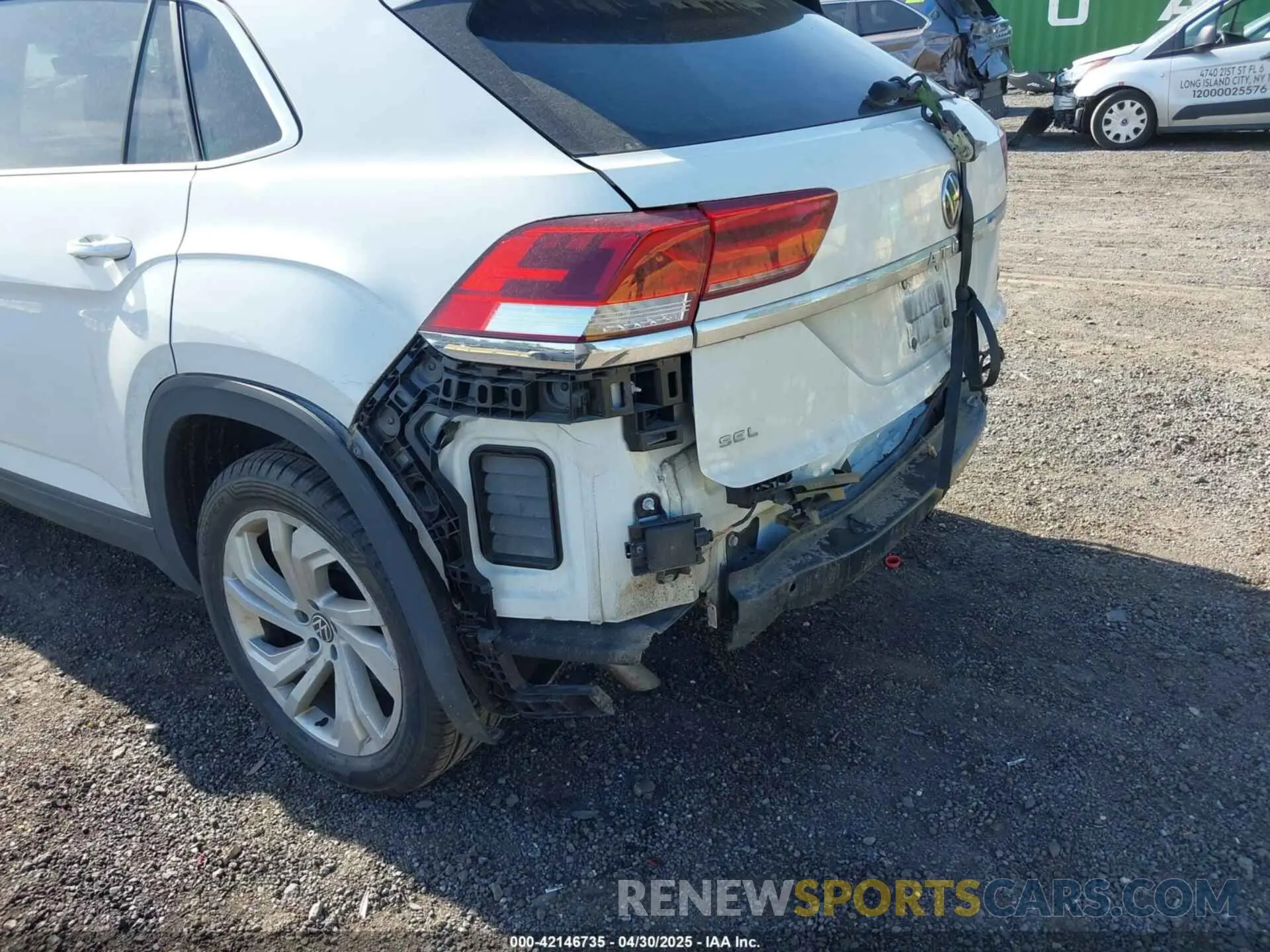 20 fotografías del automóvil dañado 1V2BC2CA4MC221989 VOLKSWAGEN ATLAS CROSS SPORT 2021