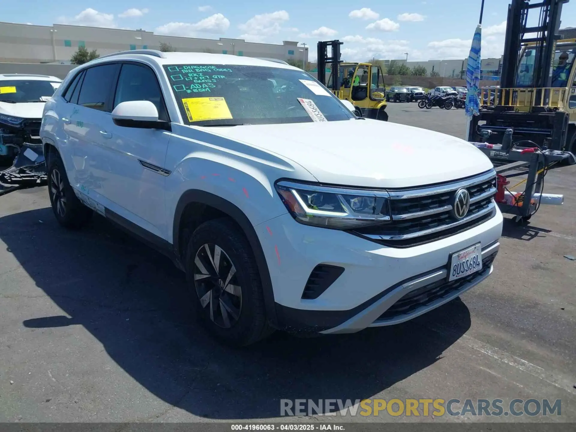 14 fotografías del automóvil dañado 1V2DC2CA7MC204290 VOLKSWAGEN ATLAS CROSS SPORT 2021