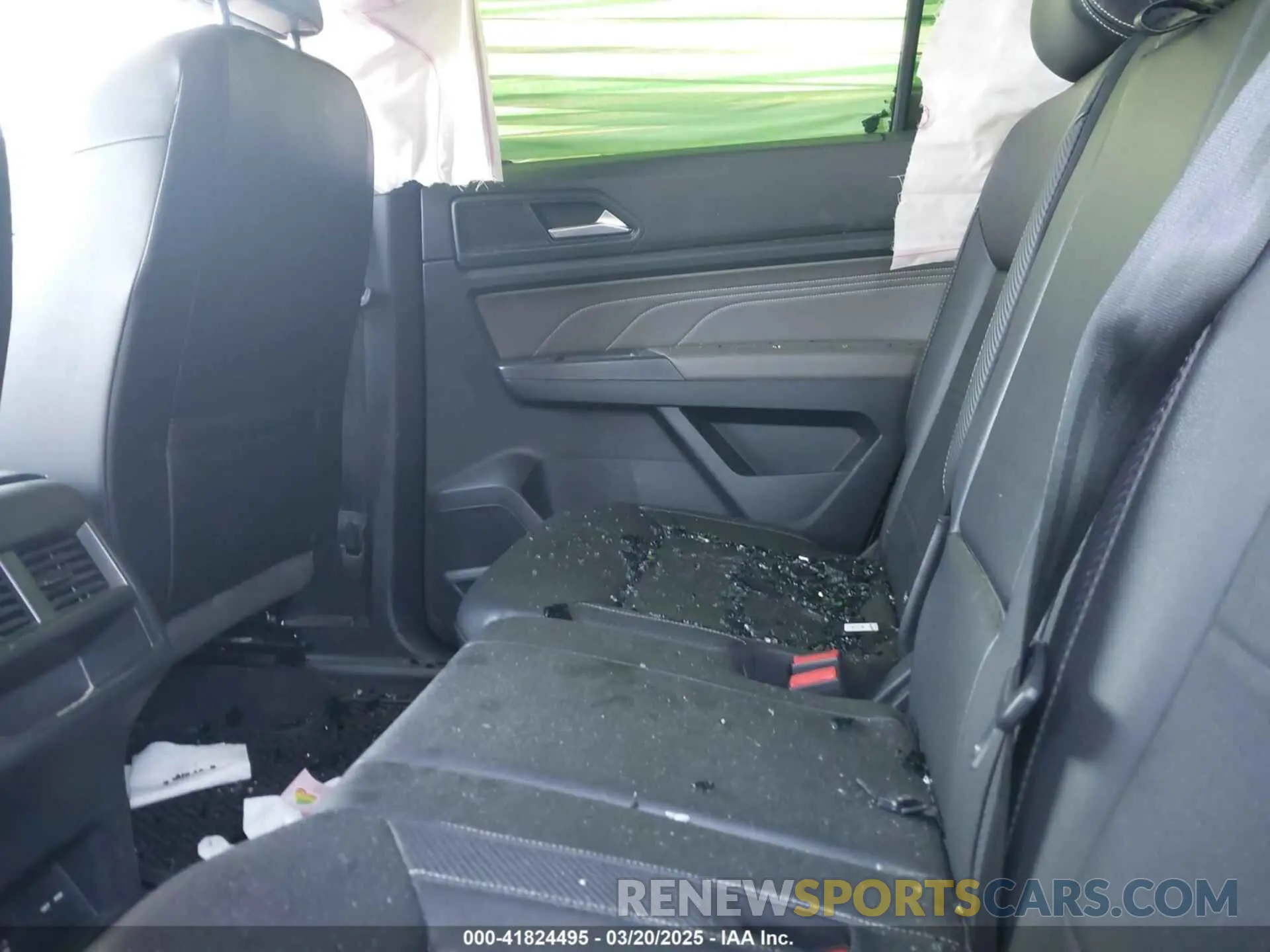 8 fotografías del automóvil dañado 1V2HC2CA4MC229651 VOLKSWAGEN ATLAS CROSS SPORT 2021
