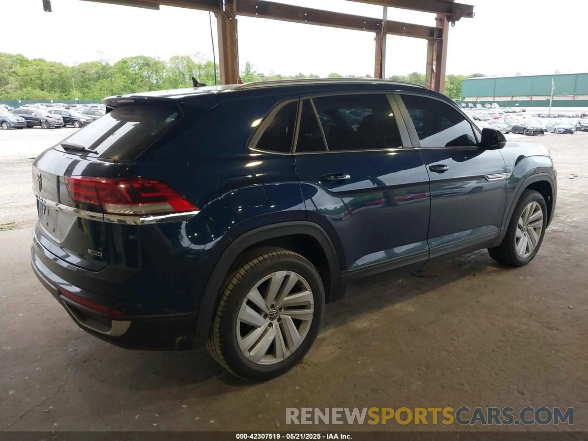 4 fotografías del automóvil dañado 1V2KC2CA7MC204345 VOLKSWAGEN ATLAS CROSS SPORT 2021
