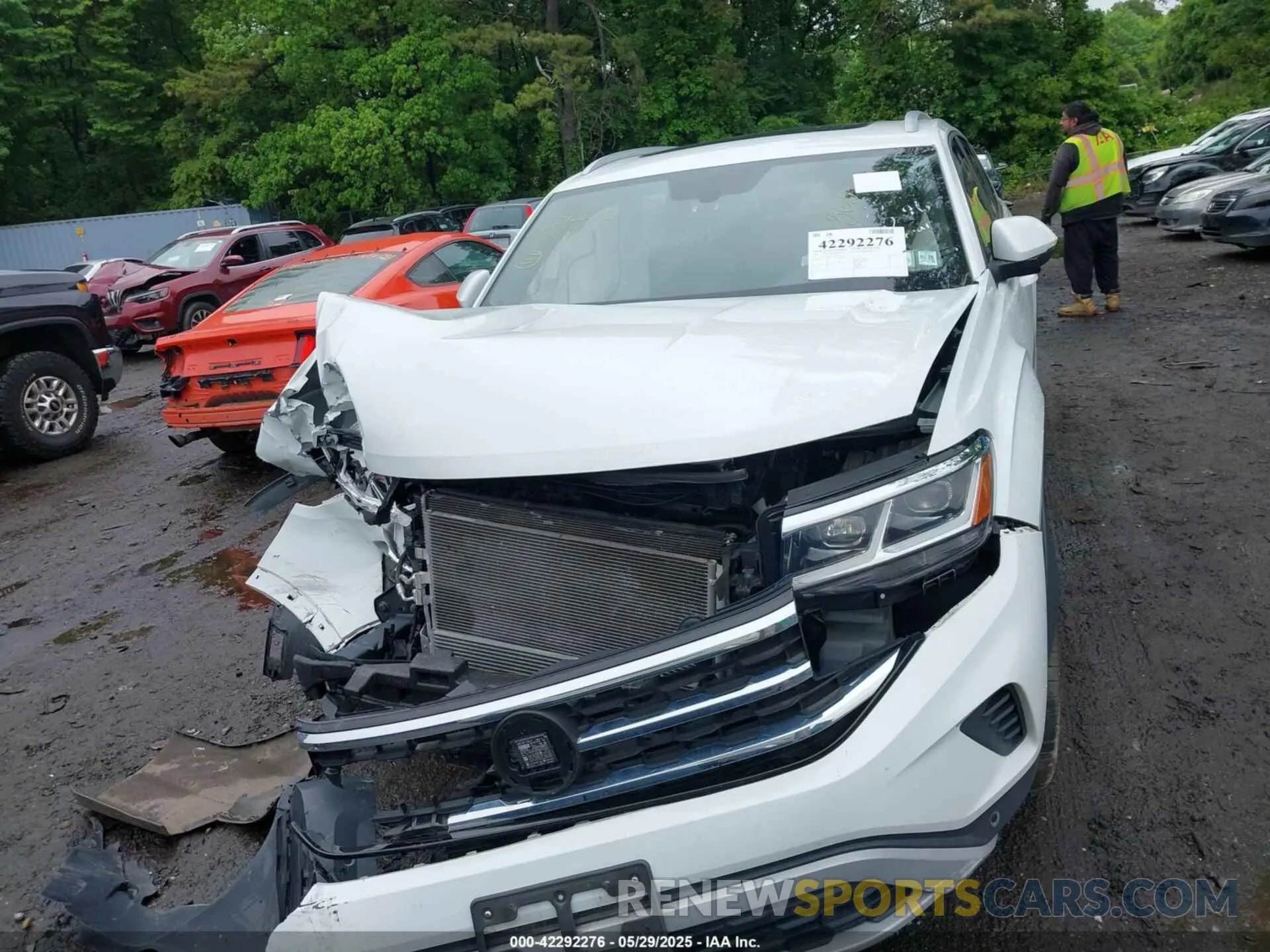 12 fotografías del automóvil dañado 1V2KE2CAXMC202664 VOLKSWAGEN ATLAS CROSS SPORT 2021