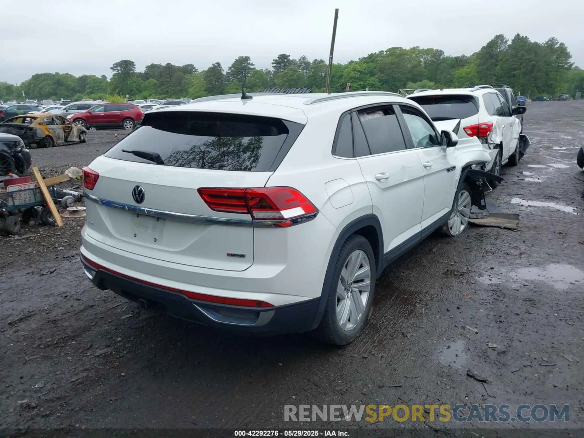 4 fotografías del automóvil dañado 1V2KE2CAXMC202664 VOLKSWAGEN ATLAS CROSS SPORT 2021