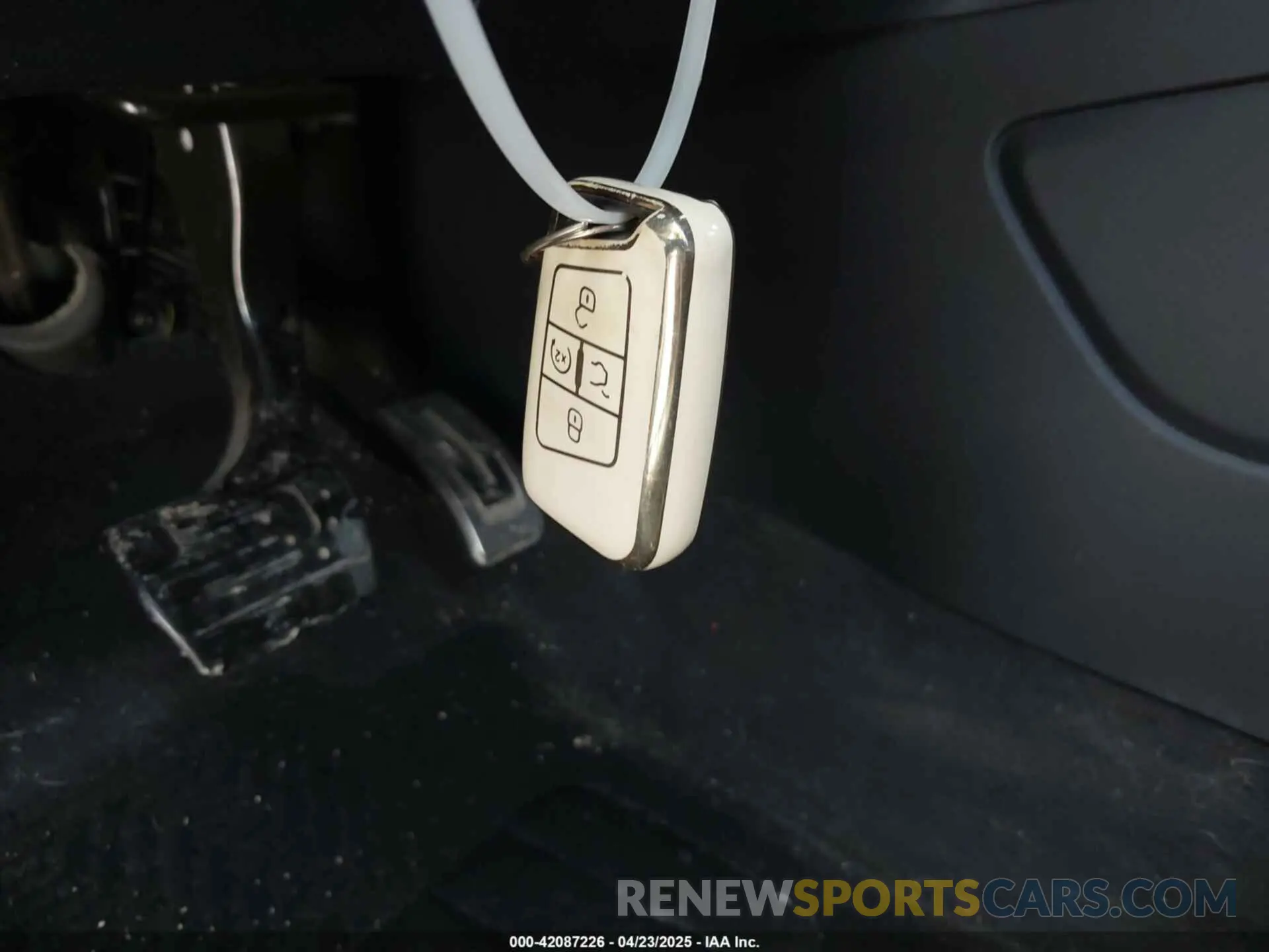 11 fotografías del automóvil dañado 1V2ME2CA4MC206041 VOLKSWAGEN ATLAS CROSS SPORT 2021