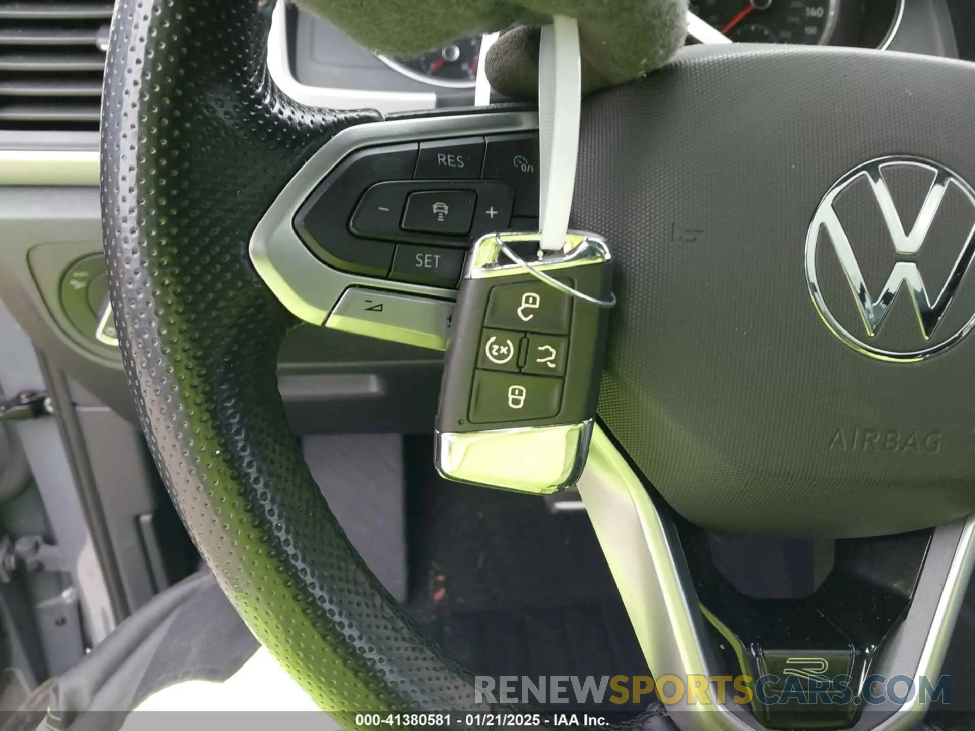 11 fotografías del automóvil dañado 1V2PE2CAXMC231037 VOLKSWAGEN ATLAS CROSS SPORT 2021