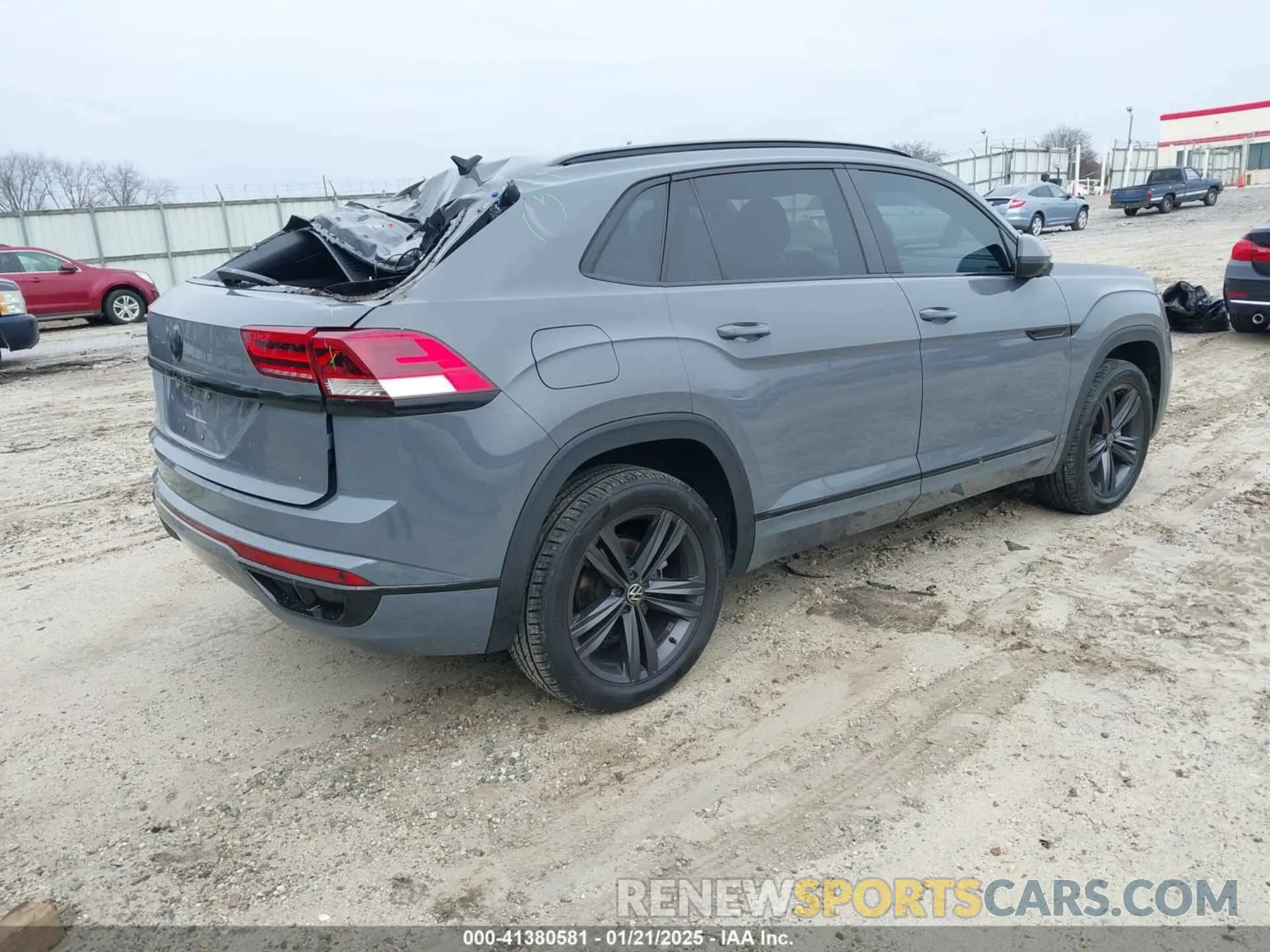 4 fotografías del automóvil dañado 1V2PE2CAXMC231037 VOLKSWAGEN ATLAS CROSS SPORT 2021